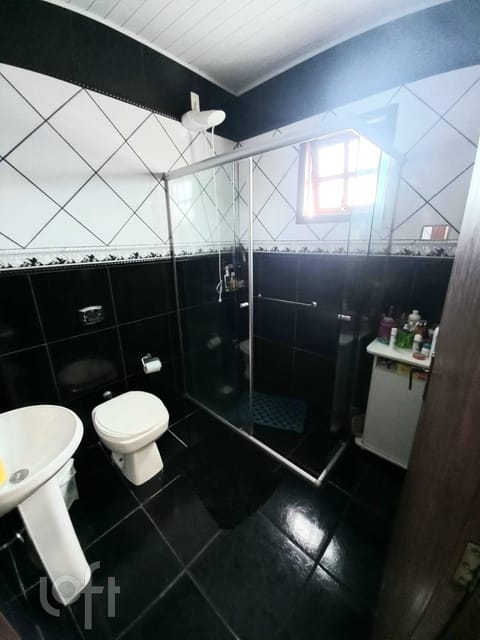 Image 9 - 233084